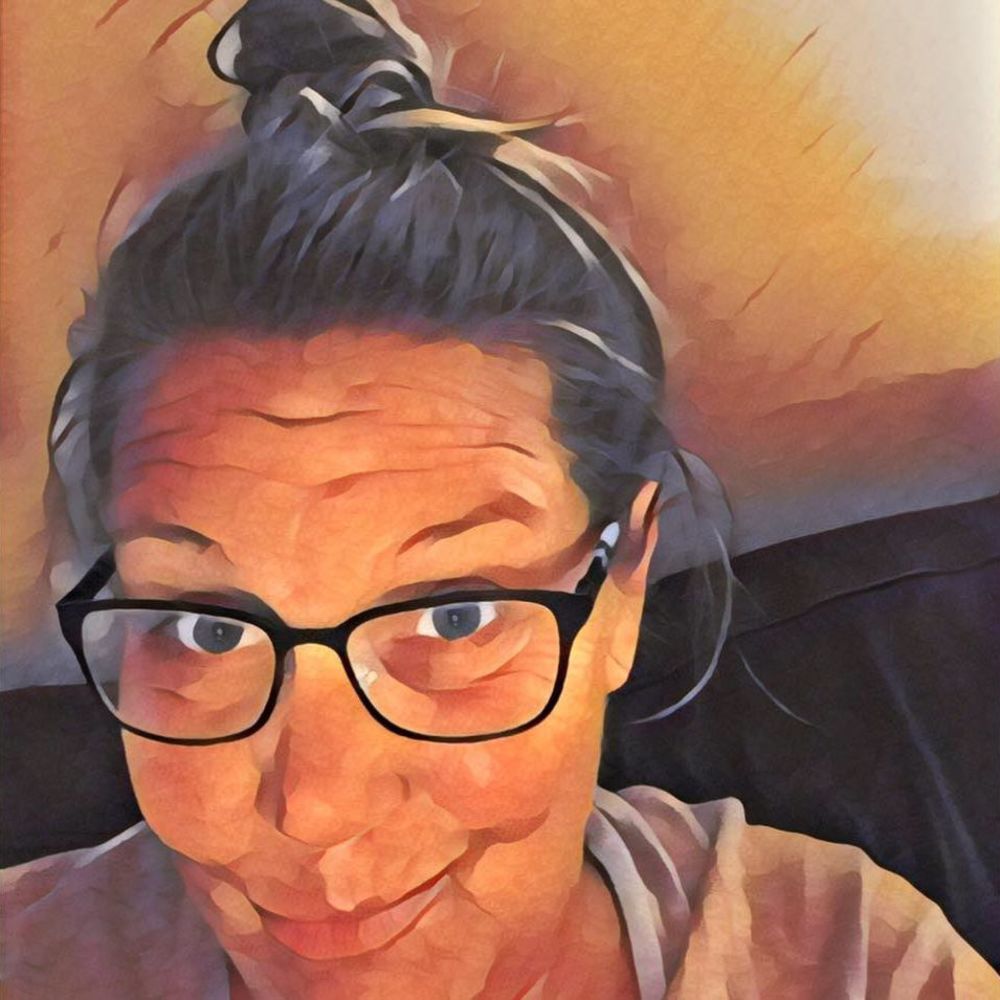 Meet your Posher, Alexis